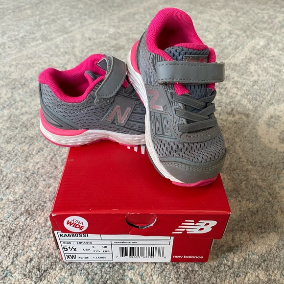 new balance extra wide toddler shoes